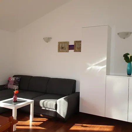 Iva Doren Vir Exterior photo
