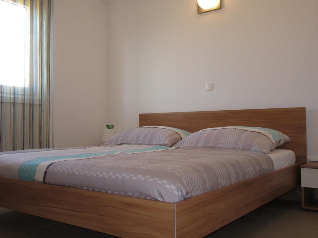 Apartment Iva Doren Vir